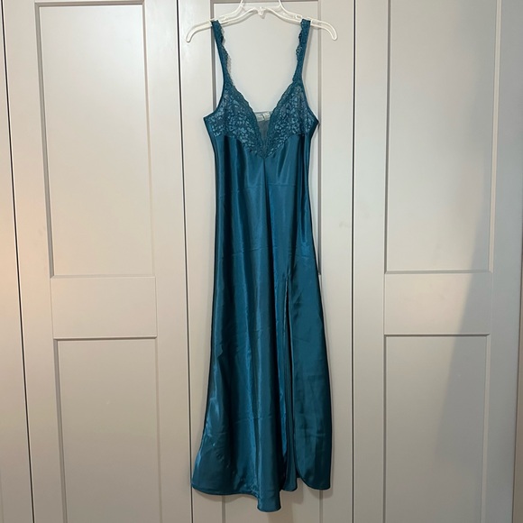 Vintage Victoria's Secret Gold Label Maxi Slip Nightgown Lace Satin Green Small